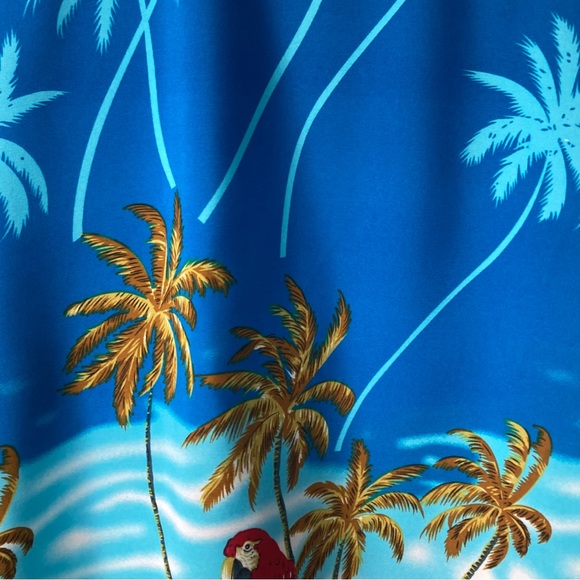 Lowes Blue Parrot Patterned Hawaiian Aloha Button Shirt - Picture 9 of 15